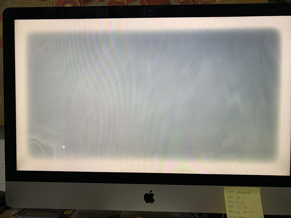 Strange iMac screen failure with a white border around the image